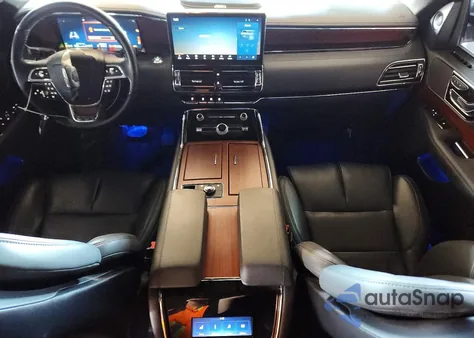 2023 Lincoln Navigator L z USA, uszkodzony, nr VIN 5LMJJ3NG4PEL13793